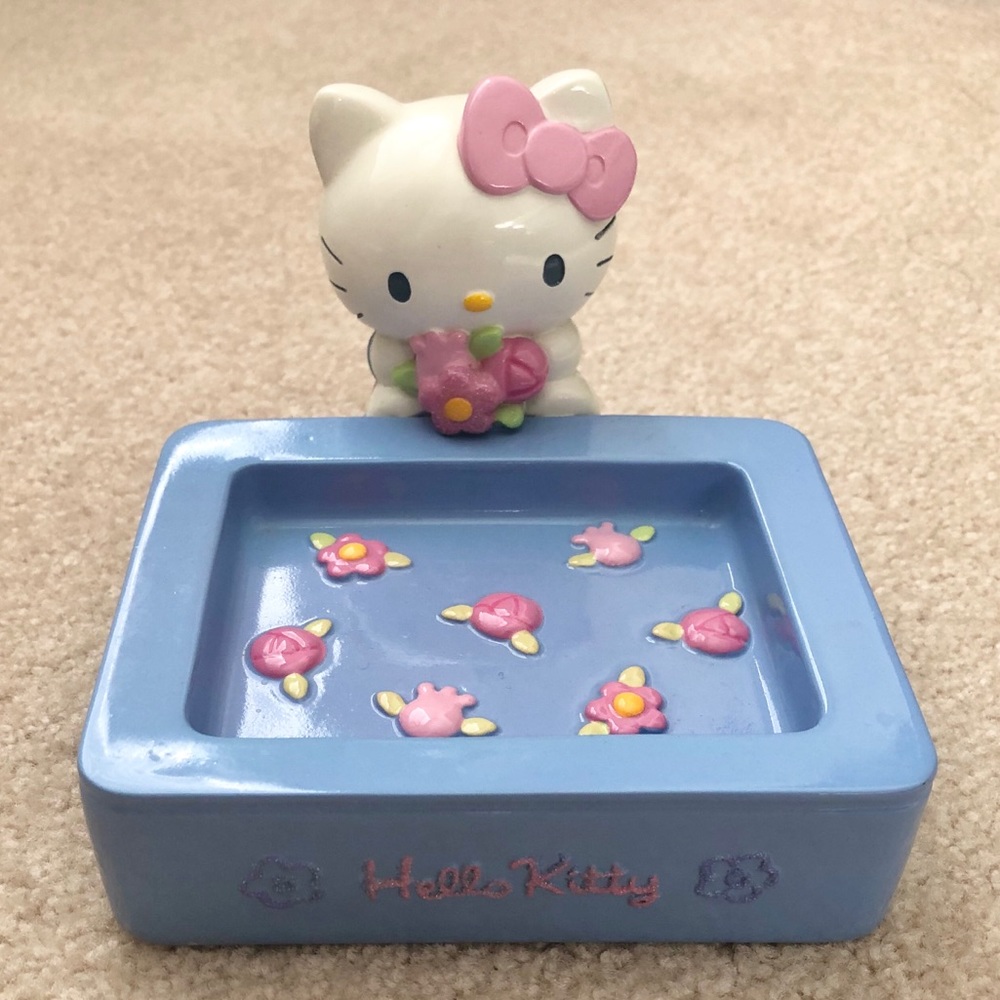 HELLO KITTY Soap Dish